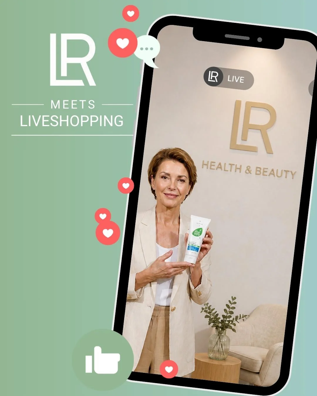 LR meets Liveshopping – offizielles LR-Motiv: Moderatorin mit LR-Produkt im Live-Stream auf dem Smartphone